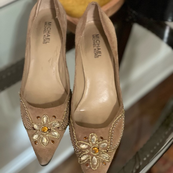 Vintage Michael Kors before MK was famous; pre-loved as shown. 👠 - Picture 2 of 6